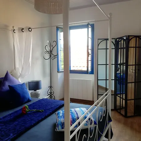 Parfumu Di Celu Gasthuis 3*