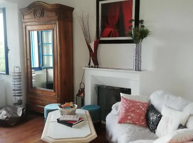 Konukevi Parfumu Di Celu Santa-Lucia-di-Mercurio