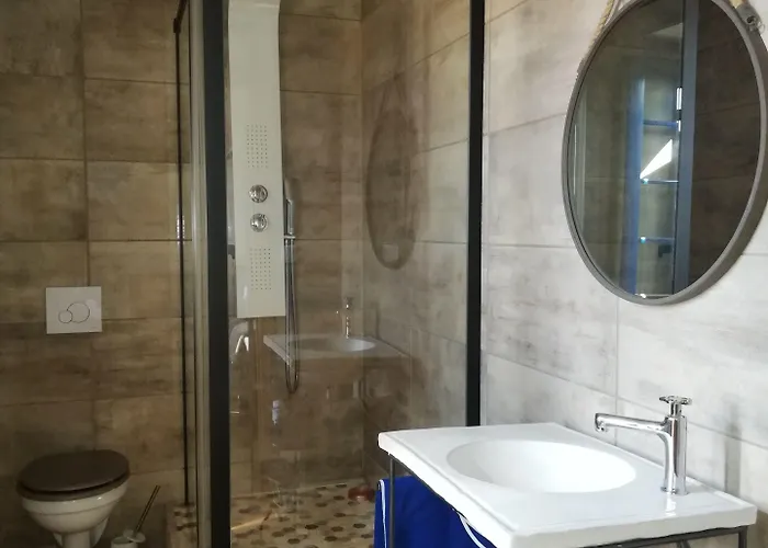 Konukevi Parfumu Di Celu